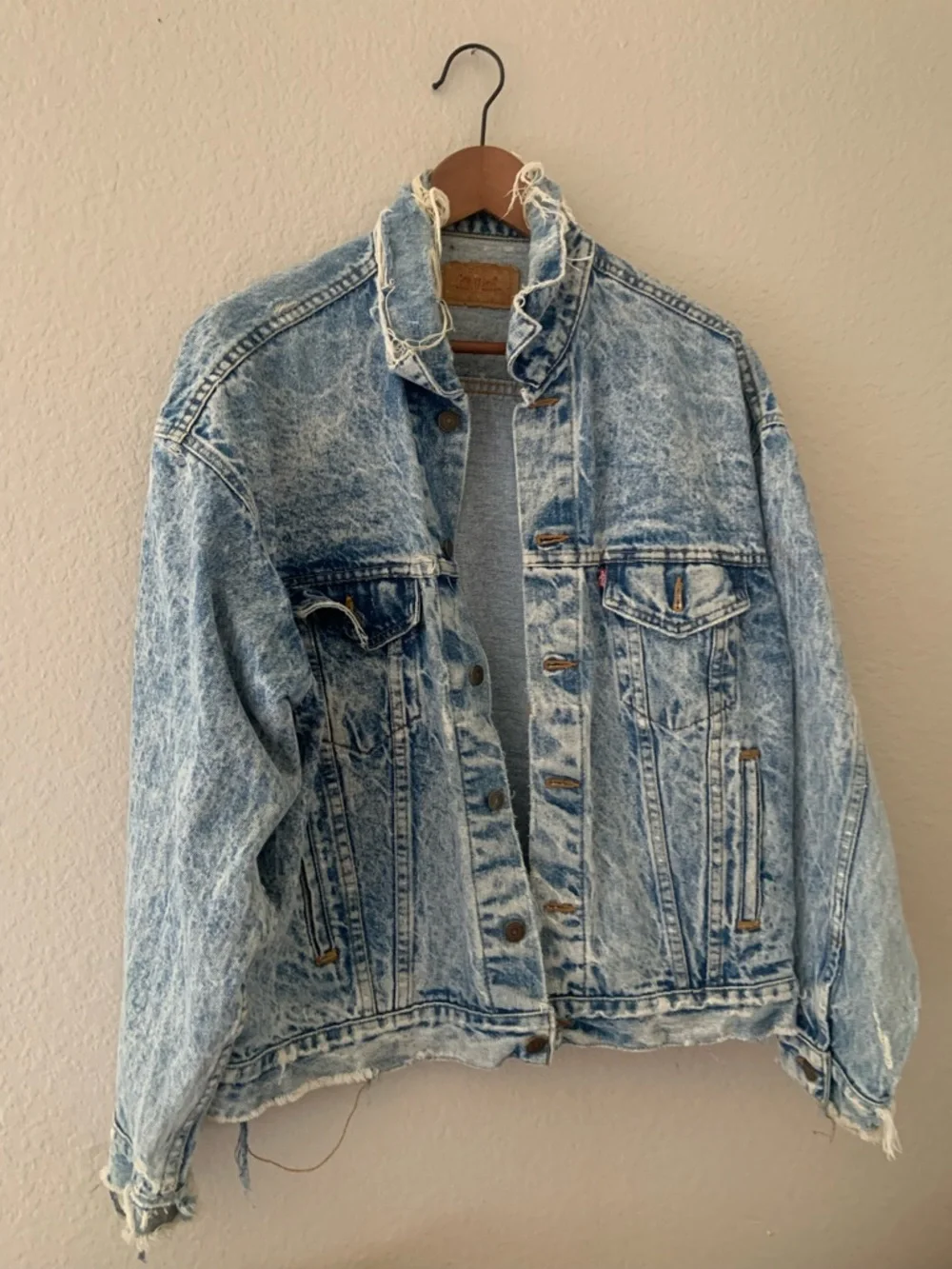 Vintage Levi’s Wash Distressed Denim Jacket - Mens m
